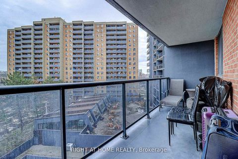 Photo 11 at 605 - 757 Victoria Park Avenue, Oakridge, Toronto