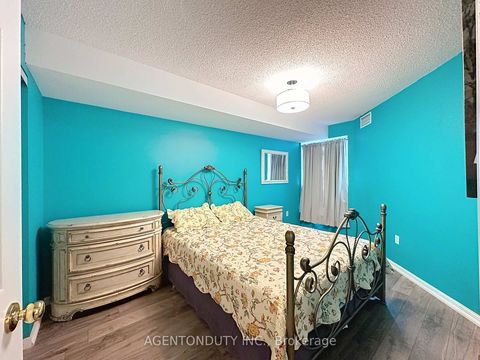 Photo 4 at 613 - 109 Front Street E, Moss Park, Toronto