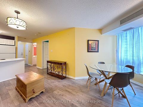 Photo 9 at 613 - 109 Front Street E, Moss Park, Toronto