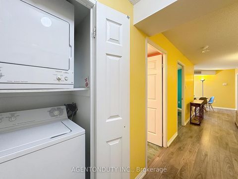 Photo 12 at 613 - 109 Front Street E, Moss Park, Toronto