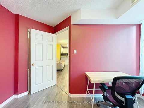 Photo 33 at 613 - 109 Front Street E, Moss Park, Toronto