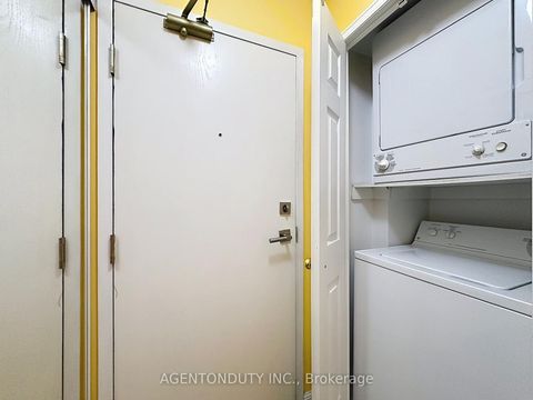 Photo 34 at 613 - 109 Front Street E, Moss Park, Toronto