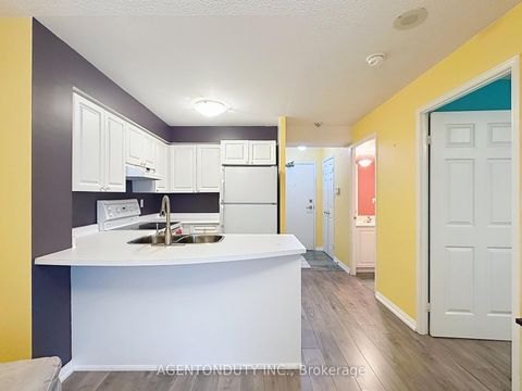Photo 41 at 613 - 109 Front Street E, Moss Park, Toronto