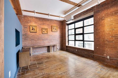 Photo 4 at 301 - 90 Sherbourne Street, Moss Park, Toronto