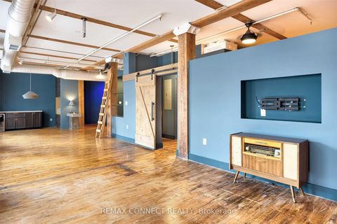 Photo 5 at 301 - 90 Sherbourne Street, Moss Park, Toronto