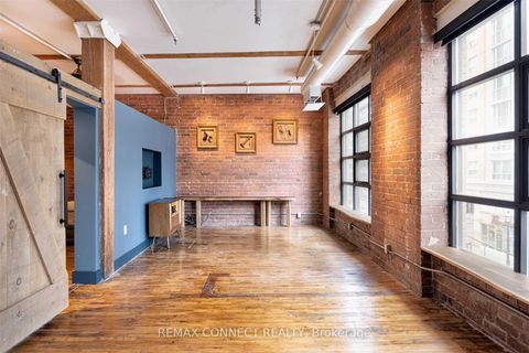 Photo 6 at 301 - 90 Sherbourne Street, Moss Park, Toronto