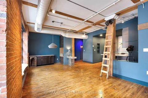 Photo 9 at 301 - 90 Sherbourne Street, Moss Park, Toronto