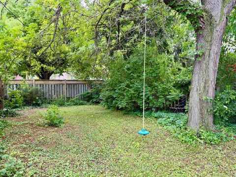 Photo 3 at 132 Rathburn Road, Rosethorn, Toronto