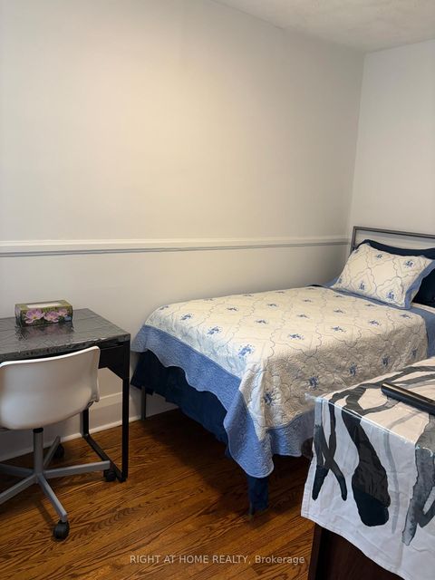 Photo 11 at 32 FLORENCE Crescent, Smythe, Toronto