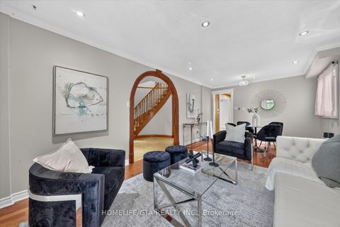 Photo 11 at 110 Rylander Boulevard, Rouge E11, Toronto