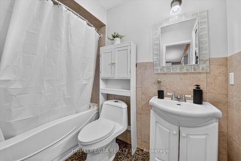Photo 26 at 110 Rylander Boulevard, Rouge E11, Toronto