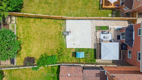 Photo 13 at 109 Woodcroft Lane, West Woodbridge, Vaughan