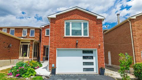 Photo 15 at 109 Woodcroft Lane, West Woodbridge, Vaughan
