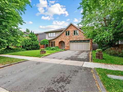 Photo 1 at 89 Ames Circle, Don Mills, Toronto