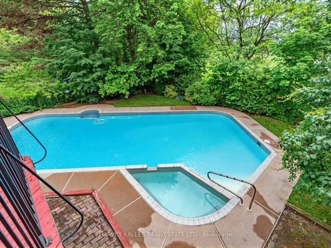 Photo 16 at 89 Ames Circle, Don Mills, Toronto