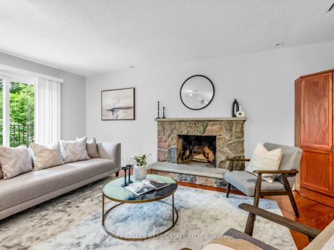 Photo 17 at 89 Ames Circle, Don Mills, Toronto
