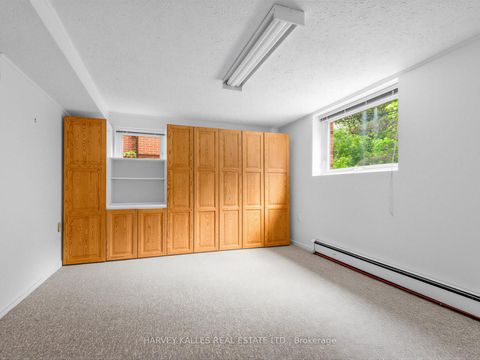 Photo 33 at 89 Ames Circle, Don Mills, Toronto