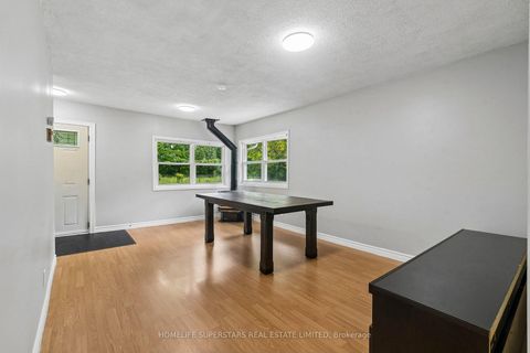Photo 10 at 139 Cooks Bay Drive, Keswick North, Georgina