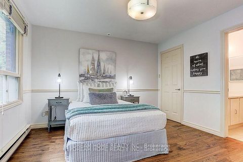 Photo 10 at 5 Scotch Elmway Avenue, York Mills, Toronto