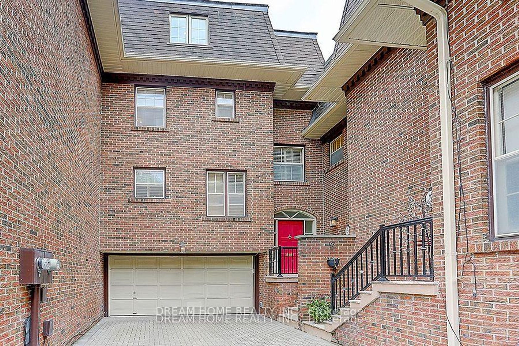 5 Scotch Elmway Avenue, York Mills, Toronto 