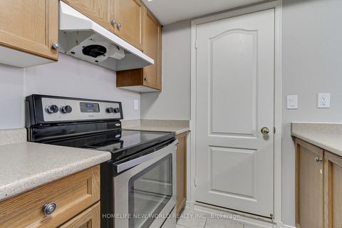 Photo 7 at 3 - 133 Isaac Devins Boulevard, Pelmo Park W5, Toronto