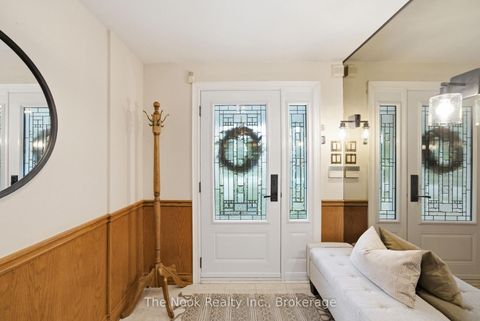 Photo 4 at 70 Beverly Glen Boulevard, L'Amoreaux, Toronto