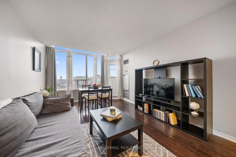 Photo 7 at 1103 - 81 Townsgate Drive, Yorkhill, Vaughan