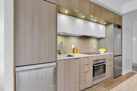 Photo 5 at 907 - 170 Sumach Street, Regent Park, Toronto