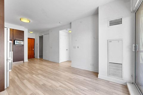 Photo 8 at 1 - 36 Park Lawn Road, Mimico, Toronto