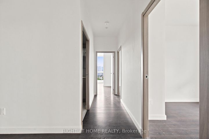 Photo 10 at 2107 - 25 McMahon Drive, Bayview Village, Toronto