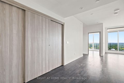 Photo 5 at 2107 - 25 McMahon Drive, Bayview Village, Toronto