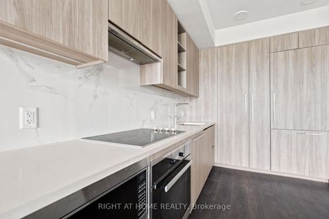 Photo 7 at 2107 - 25 McMahon Drive, Bayview Village, Toronto