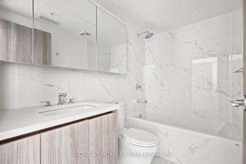Photo 16 at 2107 - 25 McMahon Drive, Bayview Village, Toronto