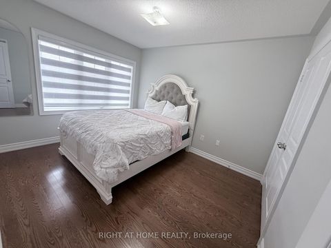 Photo 24 at 131 KILLINGTON Avenue, Kleinburg, Vaughan