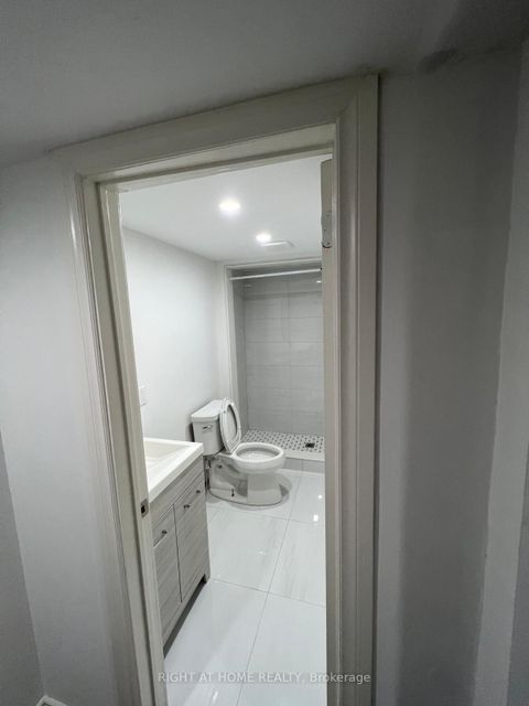 Photo 35 at 131 KILLINGTON Avenue, Kleinburg, Vaughan
