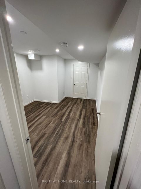 Photo 37 at 131 KILLINGTON Avenue, Kleinburg, Vaughan