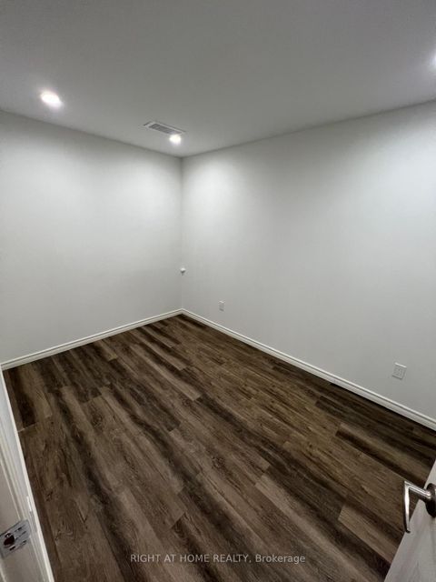 Photo 39 at 131 KILLINGTON Avenue, Kleinburg, Vaughan