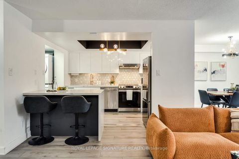Photo 2 at 108 - 271 Ridley Boulevard, Nortown, Toronto