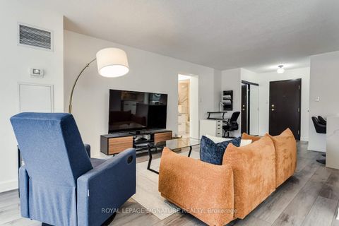 Photo 10 at 108 - 271 Ridley Boulevard, Nortown, Toronto