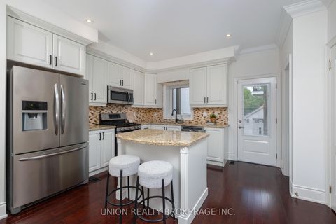 Photo 10 at 174 Woodmount Avenue, East York, Toronto