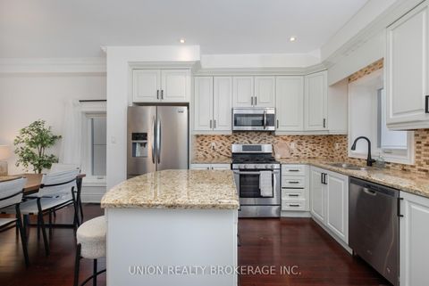 Photo 11 at 174 Woodmount Avenue, East York, Toronto