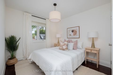 Photo 19 at 174 Woodmount Avenue, East York, Toronto