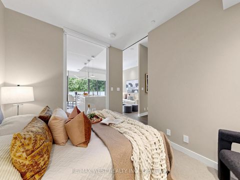 Photo 19 at 314 - 1815 Yonge Street, Mount Pleasant West, Toronto