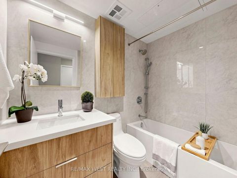 Photo 24 at 314 - 1815 Yonge Street, Mount Pleasant West, Toronto