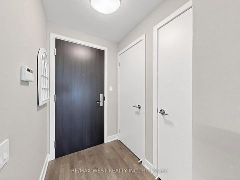 Photo 26 at 314 - 1815 Yonge Street, Mount Pleasant West, Toronto