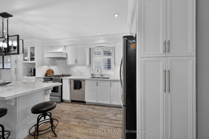 Photo 10 at 43 Wilbur Drive, Binbrook, Hamilton
