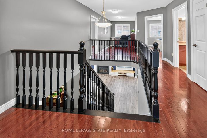 Photo 26 at 43 Wilbur Drive, Binbrook, Hamilton