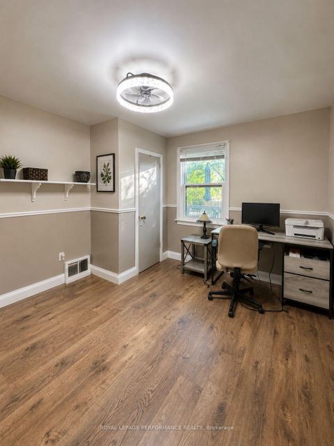 Photo 10 at 10 Faulkland Road, Birchmount, Toronto