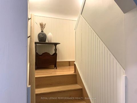 Photo 15 at 10 Faulkland Road, Birchmount, Toronto