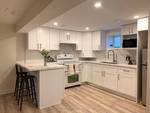 Photo 22 at 10 Faulkland Road, Birchmount, Toronto